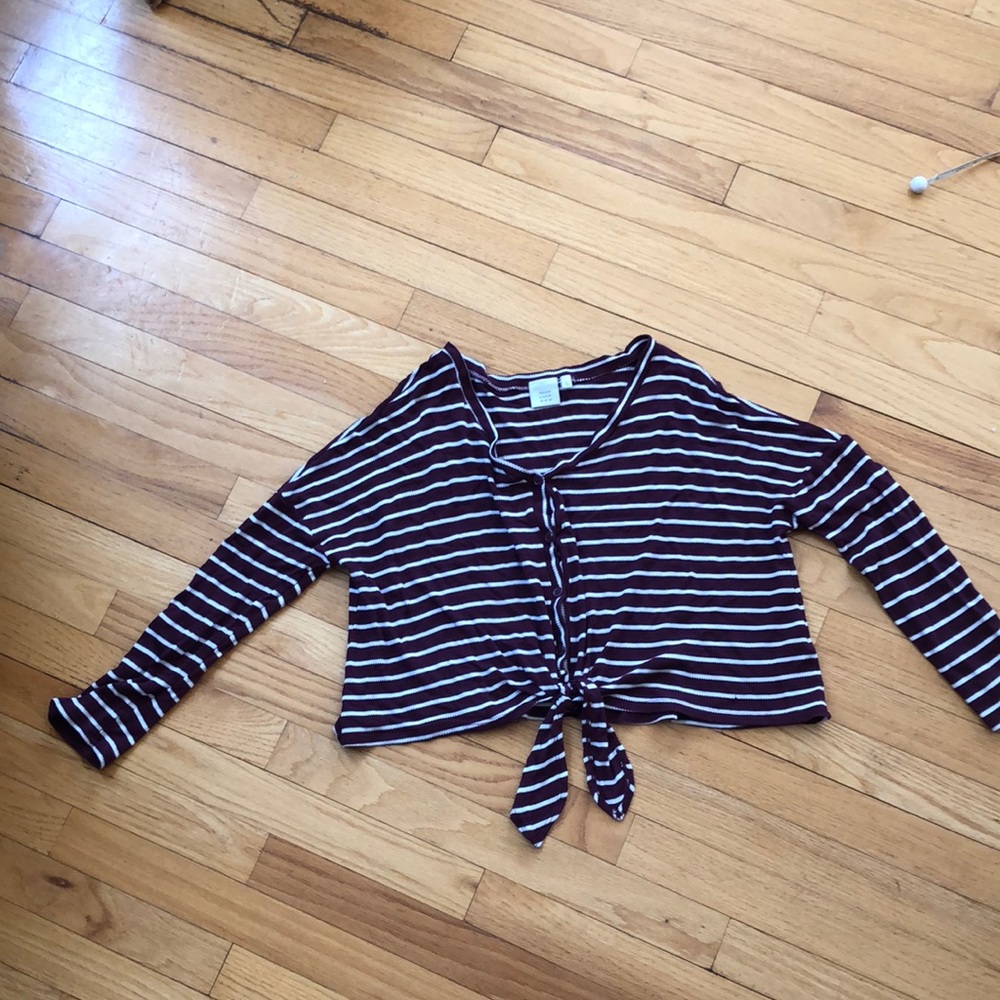 Good luck gem mid-drift top Size L